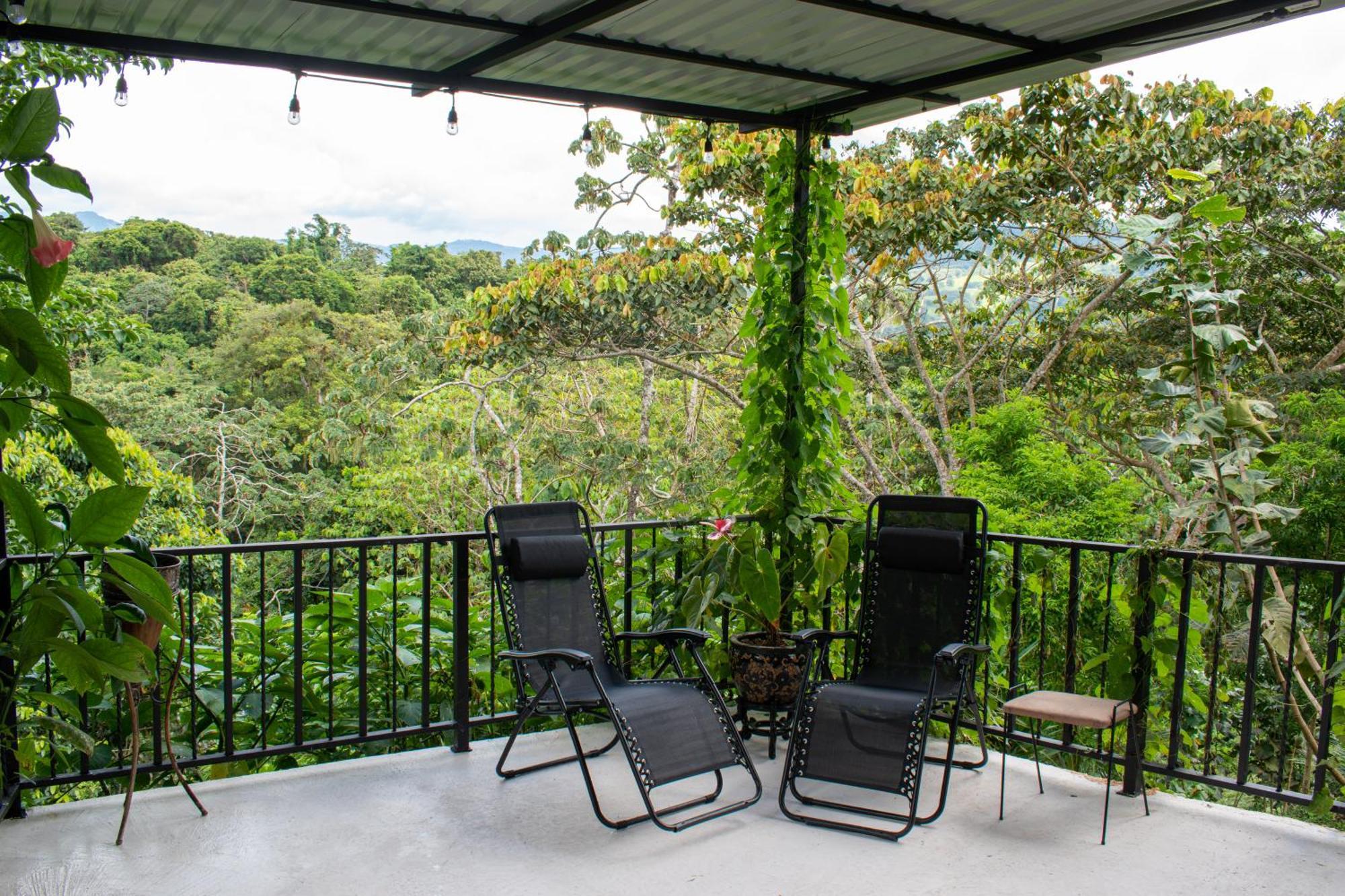 Toucan Lane Hotel And Restaurant Nuevo Arenal Exterior foto